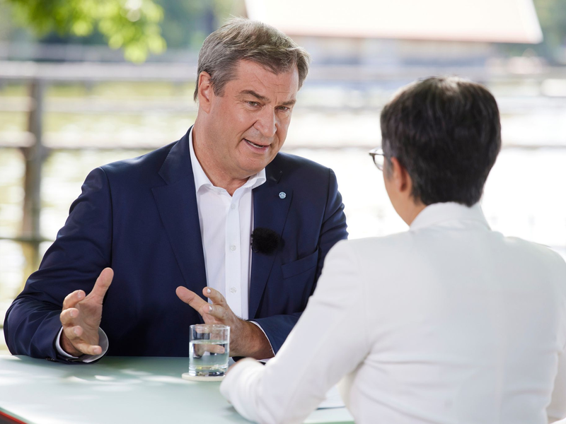 Kritik an seinen vielen Aktivitäten auf Social Media lässt Markus Söder nicht gelten. Er sieht darin eine Notwendigkeit, um auch die Menschen zu erreichen, die sich sonst von der Politik nicht angesprochen fühlen. (Foto: Handout) - Foto: Sebastian Arlt/ZDF/dpa