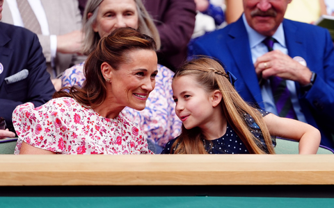 Carloz Alcaraz verteidigte gegen Novak Djokovic seinen Wimbledon-Titel. - Foto: Mike Egerton/PA Wire/dpa Carloz Alcaraz verteidigte gegen Novak Djokovic seinen Wimbledon-Titel. - Foto: Mike Egerton/PA Wire/dpa