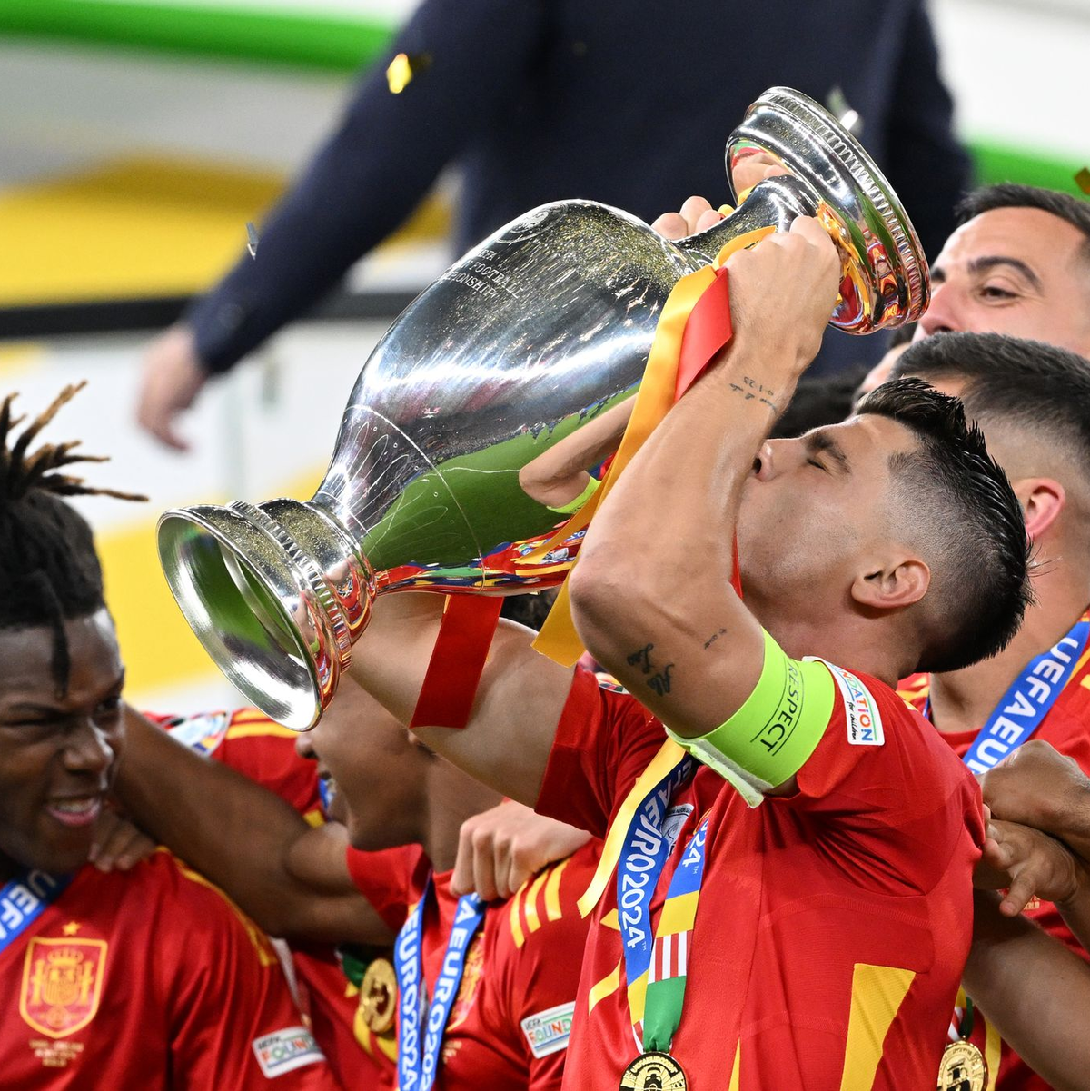 Kapitän Álvaro Morata gelang im Finale kein Tor - dem Jubel über den Titel tat das keinen Abbruch - Foto: Federico Gambarini/dpa