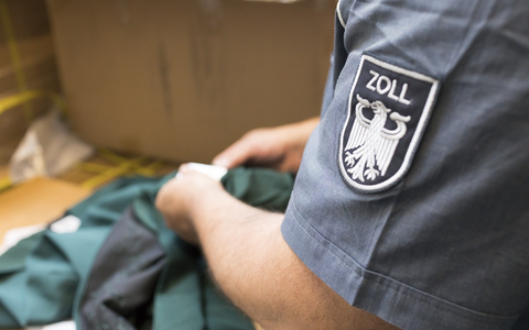 HZA-LÖ: Einfuhren im Postverkehr - ein weites Kontrollfeld für den Zoll im Sinne eines umfangreichen Verbraucherschutzes - Foto: presseportal.de