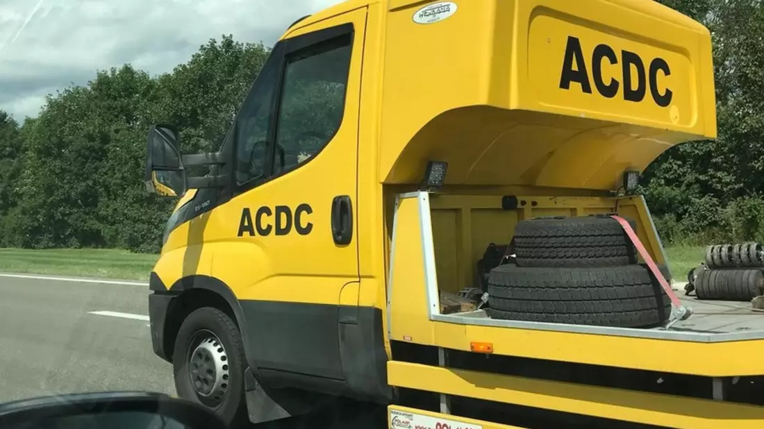 Achtung Abzocke: Falsche Pannenhelfer wieder in Ost- und Südosteuropa unterwegs / Störsender verhindern Anruf bei ADAC Auslandsnotrufstation / ADAC Partnerclubs helfen vor Ort - Bild: presseportal.de