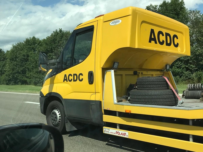 Achtung Abzocke: Falsche Pannenhelfer wieder in Ost- und Südosteuropa unterwegs / Störsender verhindern Anruf bei ADAC Auslandsnotrufstation / ADAC Partnerclubs helfen vor Ort - Foto: presseportal.de
