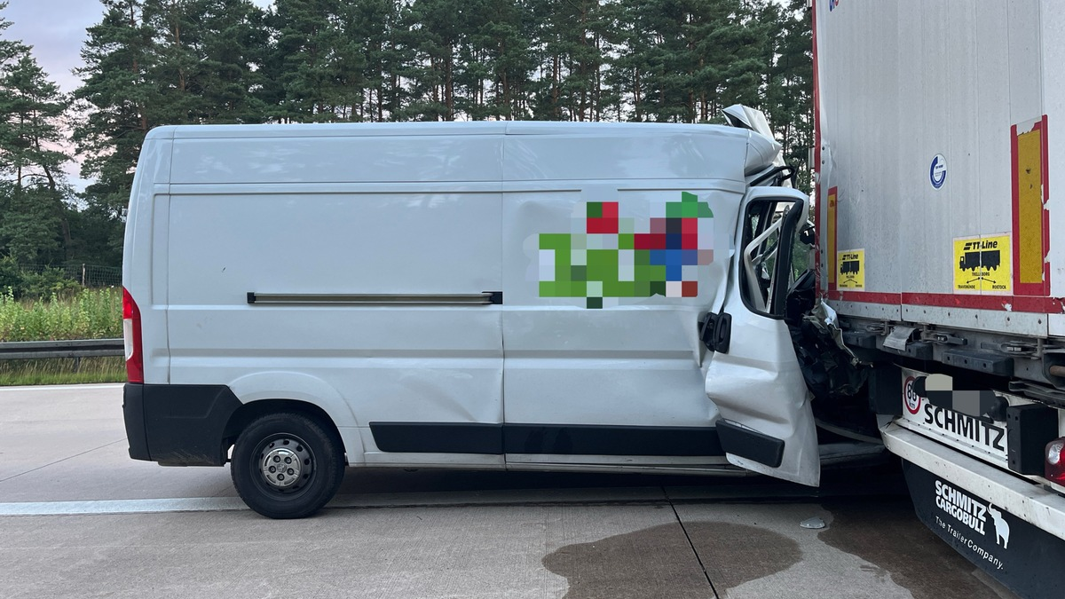 POL-GÜ: Sekundenschlaf ursächlich für schweren Verkehrsunfall auf der BAB 19 - Unfallfahrer ohne erforderliche Fahrerlaubnis - Foto: presseportal.de