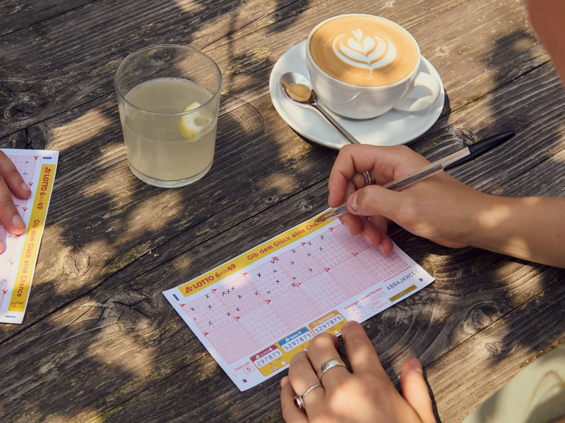 Ohne Superzahl zum zweifachen Millionär / LOTTO 6aus49: Tipper aus dem Kreis Kleve gewinnt mehr als 2,2 Millionen Euro - Foto: presseportal.de