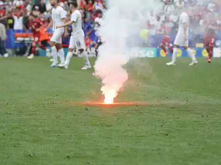 Pyro auf dem Spielfeld bei der EM 2024 (Archiv) - Foto: über dts Nachrichtenagentur
