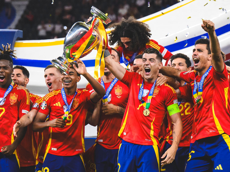 Gareth Southgate tritt als England-Coach zurück. - Foto: Tom Weller/dpa