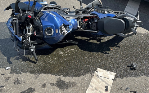 POL-DN: Unfall beim Abbiegen: Kradfahrer schwer verletzt - Foto: presseportal.de
