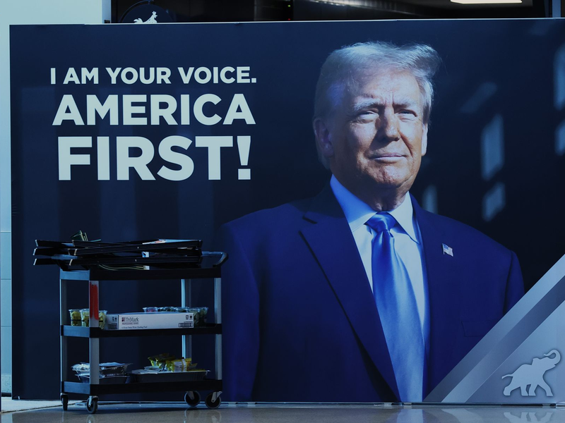 Der Secret Service will seine Schutzmaßnahmen für Ex-Präsident Trump nochmals ausbauen. - Foto: Pat A. Robinson/ZUMA Press Wire/dpa