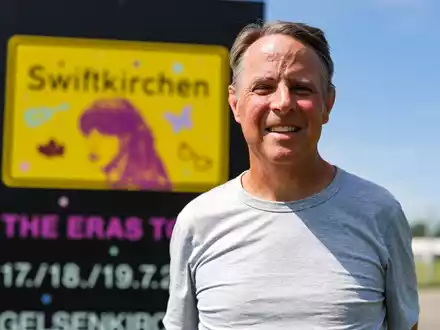 Vor dem Konzert in Gelsenkirchen nimmt die Polizei einen Stalker fest.  - Foto: Christoph Reichwein/dpa