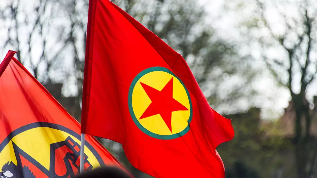 In Spanien ist ein mutmaßliches Mitglied der kurdischen Terrororganisation aufgrund eines deutschen Haftbefehls festgenommen worden. - Bild: picture alliance / dpa