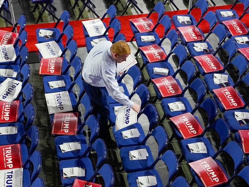 Der Parteitag ist ein riesiges Spektakel. - Foto: Matt Rourke/AP
