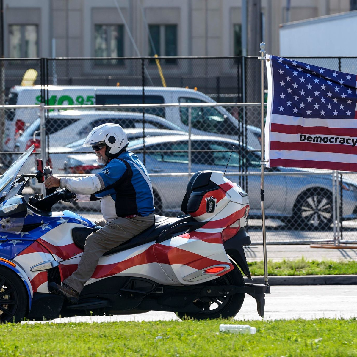 Tausende Trump-Anhänger sind nach Milwaukee gekommen.  - Foto: Alex Brandon/AP