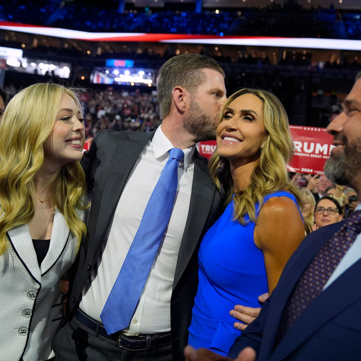 Trumps Söhne Eric und Don Jr. sind ebenso nach Milwaukee gekommen wie Tochter Tiffany.  - Foto: Evan Vucci/AP