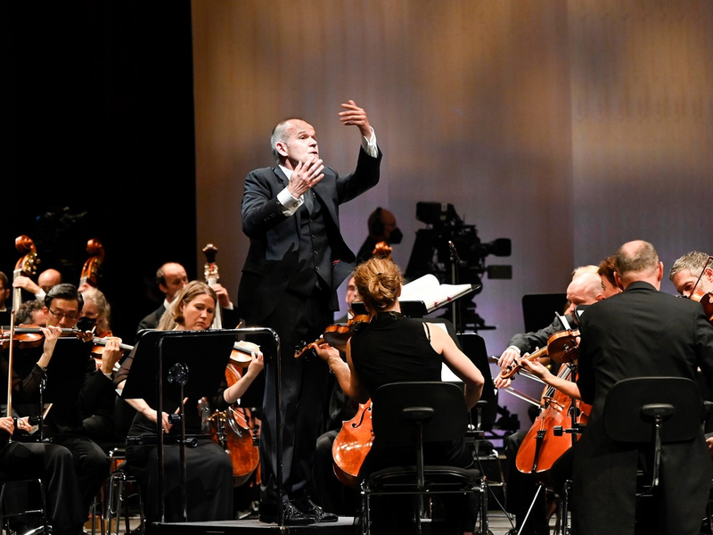 SWR hält an François-Xavier Roth fest - Foto: presseportal.de