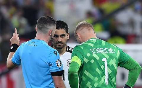 Schluss mit Rudelbildung: Die Kapitänsregelung kommt nach Deutschland. - Foto: Revierfoto/dpa