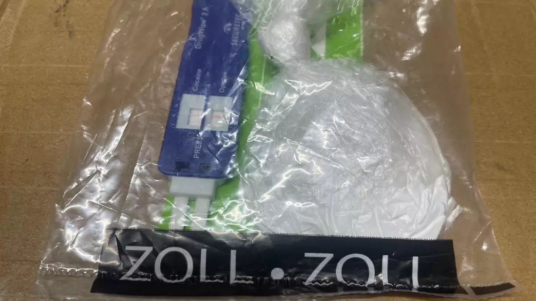 HZA-AC: Kokain im Genitalbereich und im Dutt - Aachener Zoll stoppt Drogenkuriere - Bild: presseportal.de