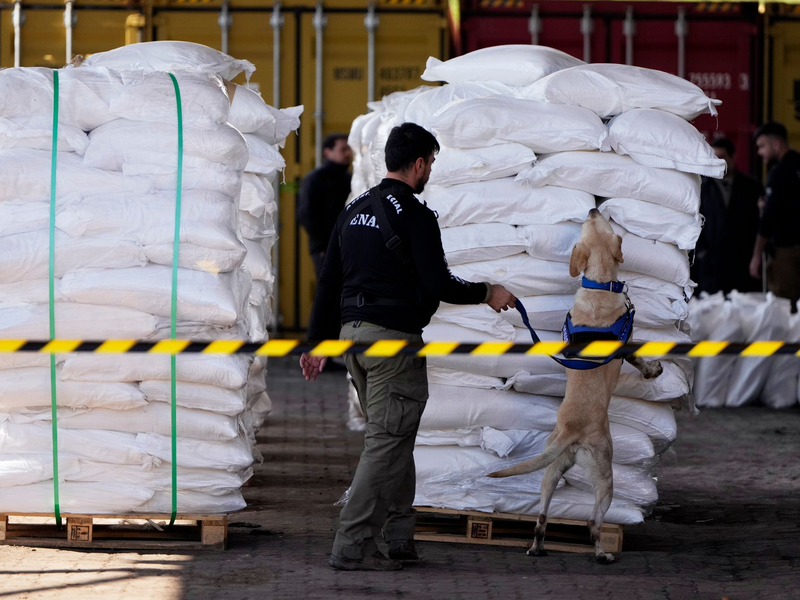 Das Rauschgift hätte nach Angaben der Ermittler in Europa einen Marktwert von rund 220 Millionen Euro. - Foto: Jorge Saenz/AP