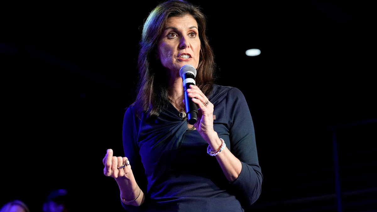 Nikki Haley: «Ich bin heute Abend hier, weil wir ein Land zu retten haben» - Foto: Tony Gutierrez/AP/dpa