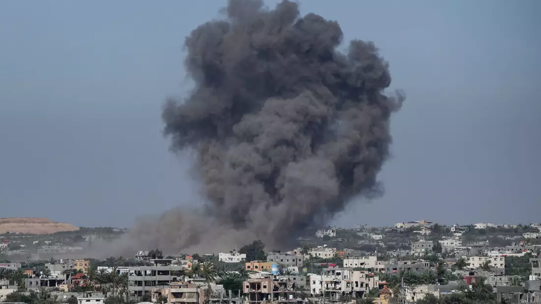 Die islamistische Hamas will ihre Waffen erst bei Errichtung eines palästinensischen Staats niederlegen. (Archivbild)  - Bild: Abdel Kareem Hana/AP/dpa