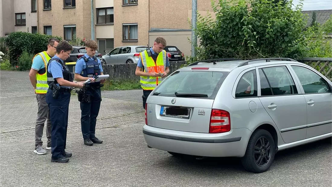 POL-PIKIR: Praktische Prüfung des Polizeinachwuchses in Kirn - Bild: presseportal.de