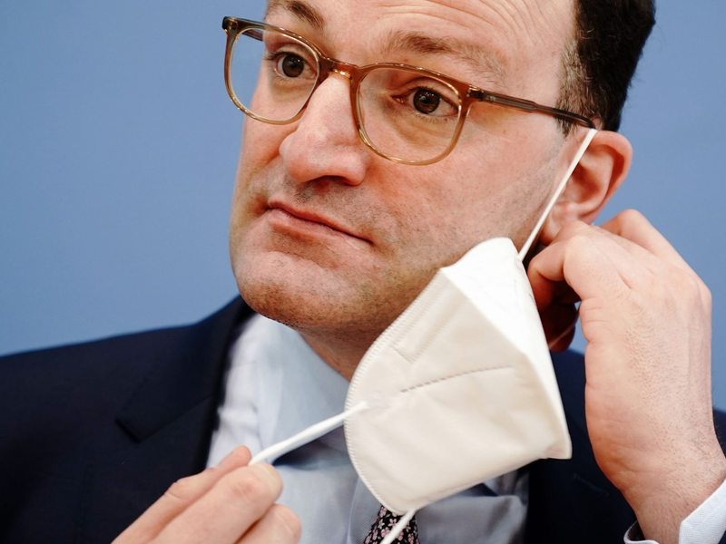 «Habe ich als Minister die Entscheidung getroffen? Ja klar», sagt Spahn. (Archilvbild) - Foto: Kay Nietfeld/dpa