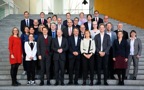 Um das Gesundheitssystem effizienter und krisenfester zu machen, empfehlen die Experten, bestimmte Leistungen auch mal wegzulassen. (Archivbild) - Foto: Bernd von Jutrczenka/dpa Um das Gesundheitssystem effizienter und krisenfester zu machen, empfehlen die Experten, bestimmte Leistungen auch mal wegzulassen. (Archivbild) - Foto: Bernd von Jutrczenka/dpa