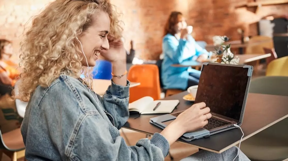 Trend 2024: Studierende wollen keine 40 Stunden arbeiten / UniNow enthüllt bevorzugte Arbeitszeitmodelle der Studierenden - Bild: presseportal.de
