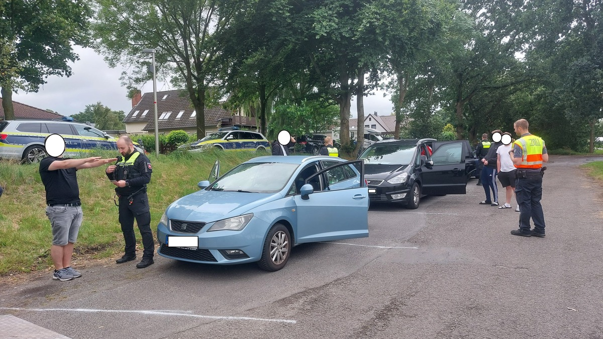 POL-CUX: Deichbrand 2024 - Erschwerte, aber sehr friedliche Frühanreise - nur wenig Verstöße bei den Vorkontrollen (Lichtbild in der Anlage) - Foto: presseportal.de