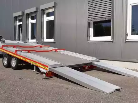 POL-PPMZ: Autotransportanhänger mit defektem PKW gestohlen Zeugen gesucht! - Foto: presseportal.de