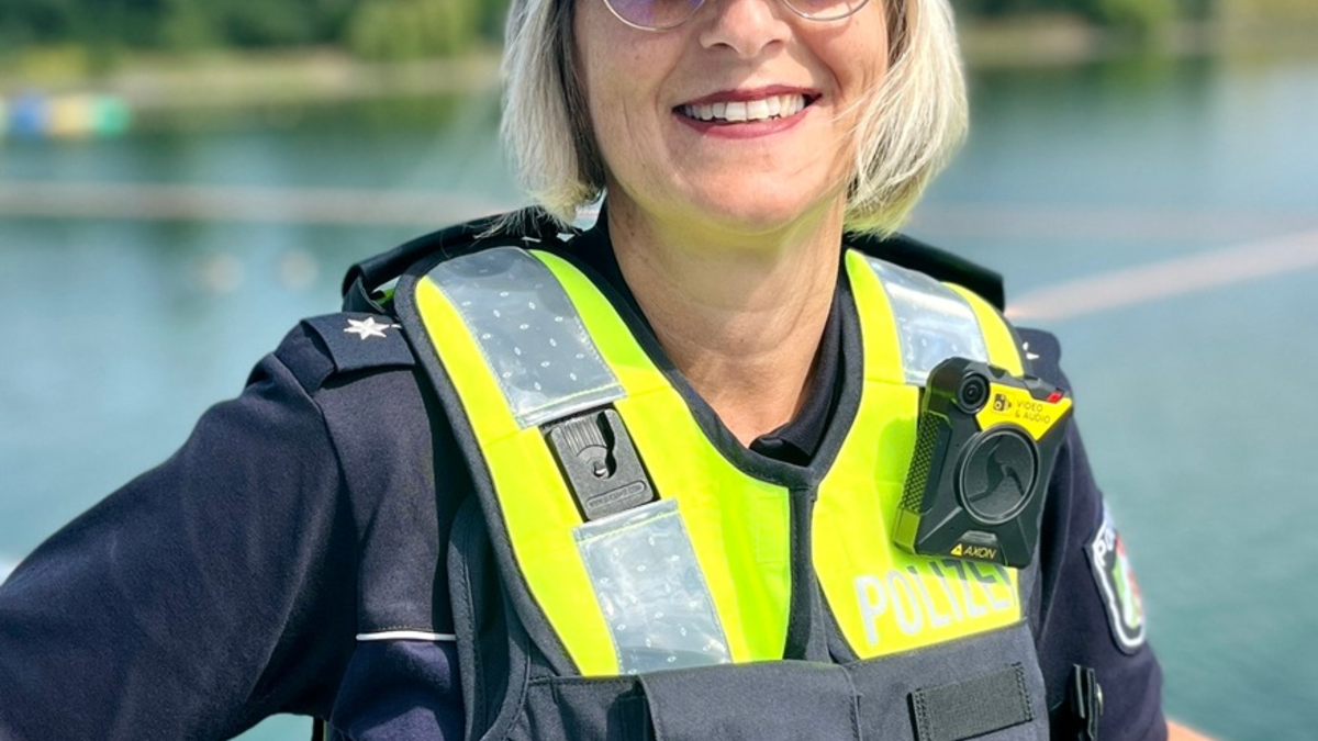 POL-EU: Nicole Große ist die neue Bezirksdienstbeamtin für das Stadtgebiet Zülpich - Foto: presseportal.de