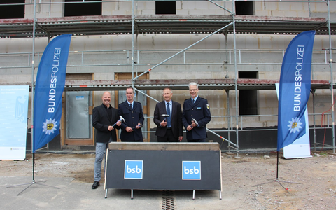 BPOLD-BBS: Bundespolizei begeht Richtfest ihres Neubaus im Rostocker Überseehafen - Foto: presseportal.de