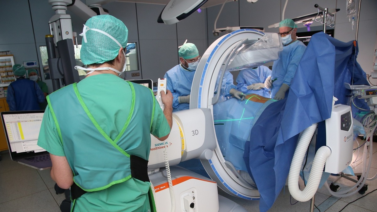 Robotik und KI in der intraoperativen 3D Bildgebung - Foto: presseportal.de