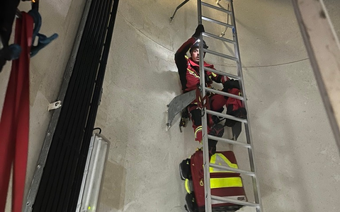 FW Bremerhaven: Höhenrettereinsatz auf Windenergieanlage in Wanna - Foto: presseportal.de