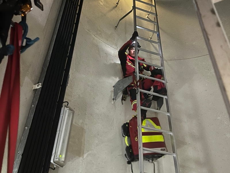 FW Bremerhaven: Höhenrettereinsatz auf Windenergieanlage in Wanna - Foto: presseportal.de