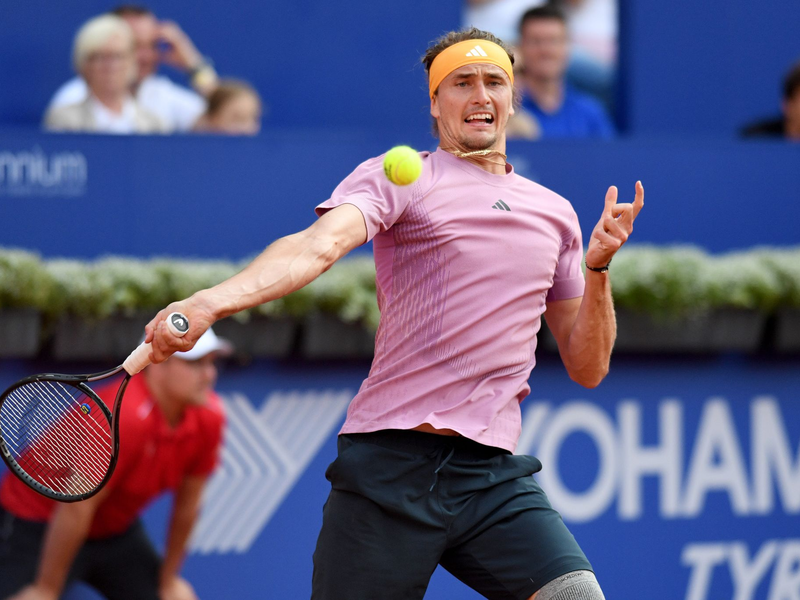 Alexander Zverev ist erneut in das Finale in Hamburg gestürmt. - Foto: Michael Schwartz/dpa