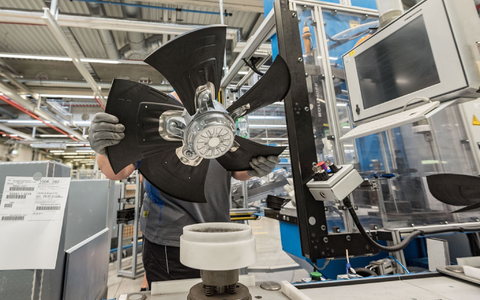 Erneut weniger Aufträge für Elektro- und Digitalindustrie. (Archivbild) - Foto: Daniel Maurer/dpa