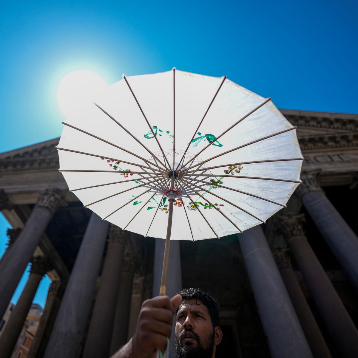 Das Jahr 2024 war das wärmste je gemessene. (Archivbild) - Foto: Andrew Medichini/AP/dpa