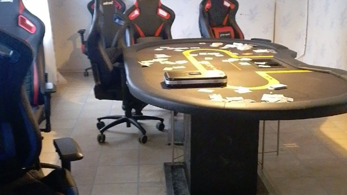 POL-ROW: ++ Verdacht des illegalen Glückspiels - Polizei durchsucht Wohnungen in Rotenburg und Sottrum ++ - Foto: presseportal.de