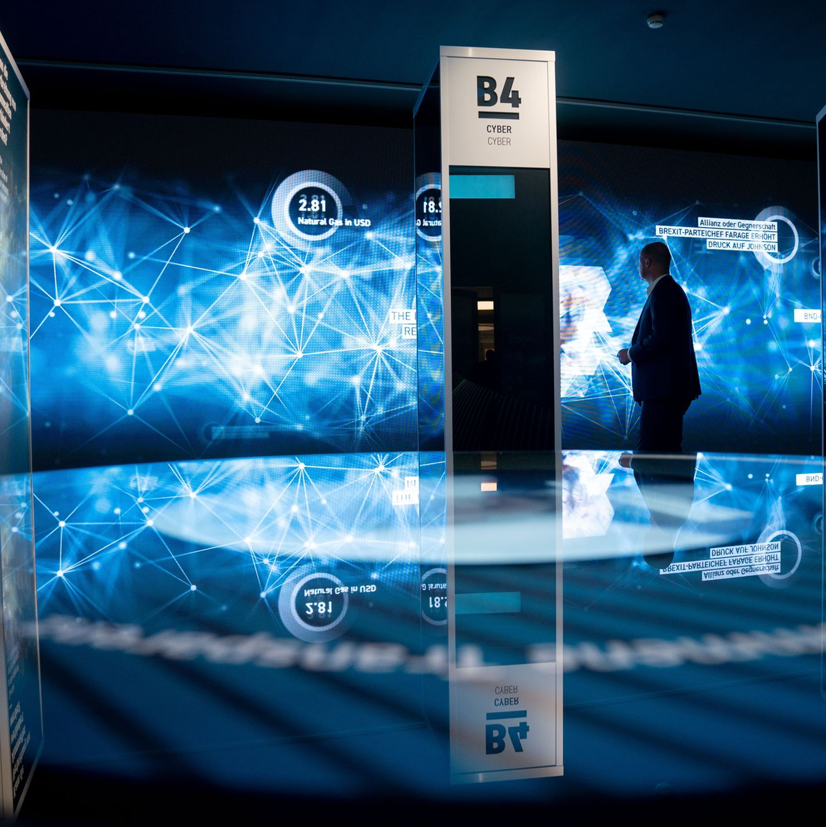 Hier gibt es für Besucher zu sehen, was für die Öffentlichkeit bislang unzugänglich an. - Foto: Kay Nietfeld/dpa