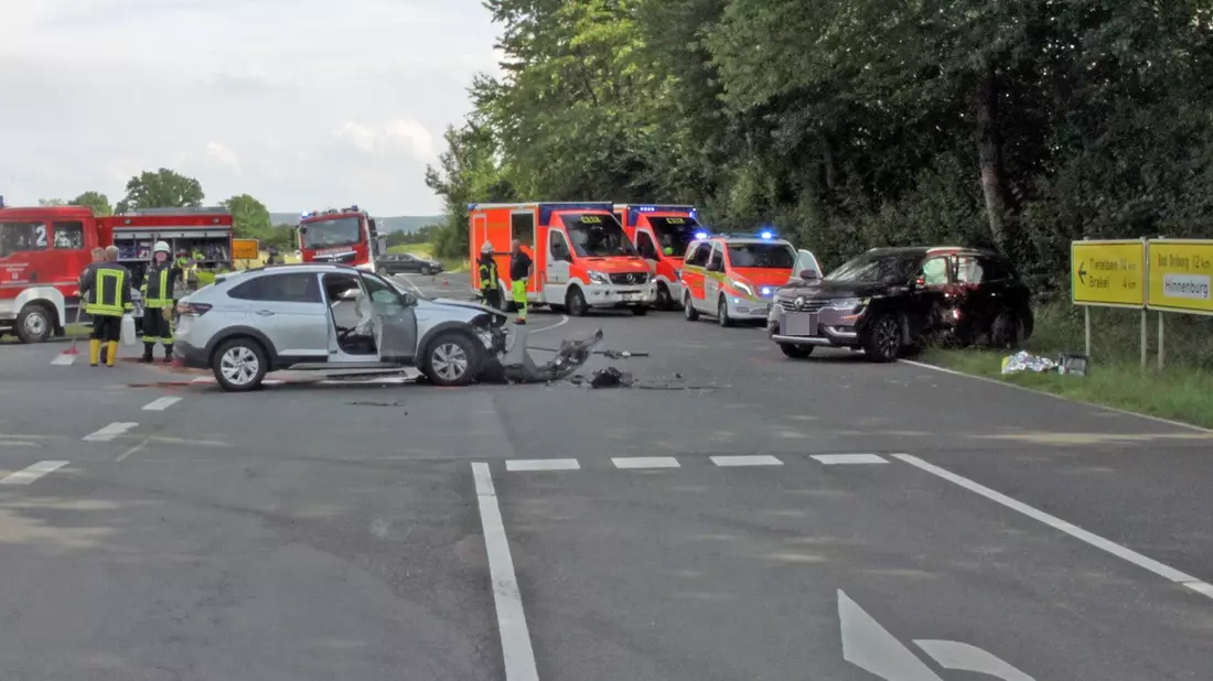POL-HX: Drei Verletzte bei Unfall - Bild: presseportal.de