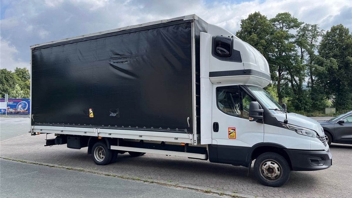 POL-HSK: Sicherheit im Straßenverkehr wiederhergestellt - Foto: presseportal.de