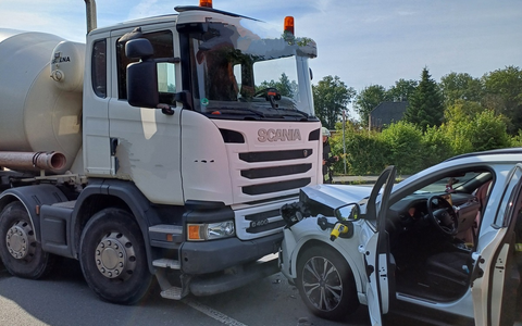 FW-EN: Wetter - Verkehrsunfall und Türöffnung am Freitag - Foto: presseportal.de