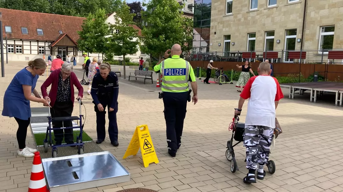 POL-COE: Havixbeck/ Mobilitätstraining beim Stift Tilbeck - Bild: presseportal.de