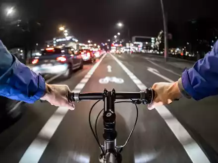 LPI-NDH: Lästige Lebensretter - der Fahrradhelm - Foto: presseportal.de