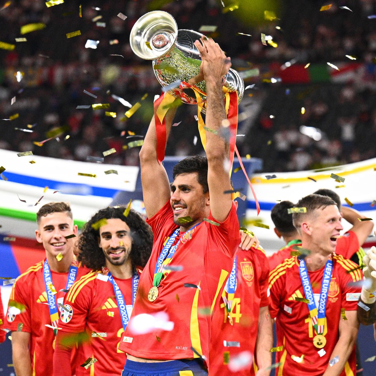 Rodris (M) Gesänge bei der riesigen Fan-Feier in Madrid haben ein Nachspiel.  - Foto: Tom Weller/dpa