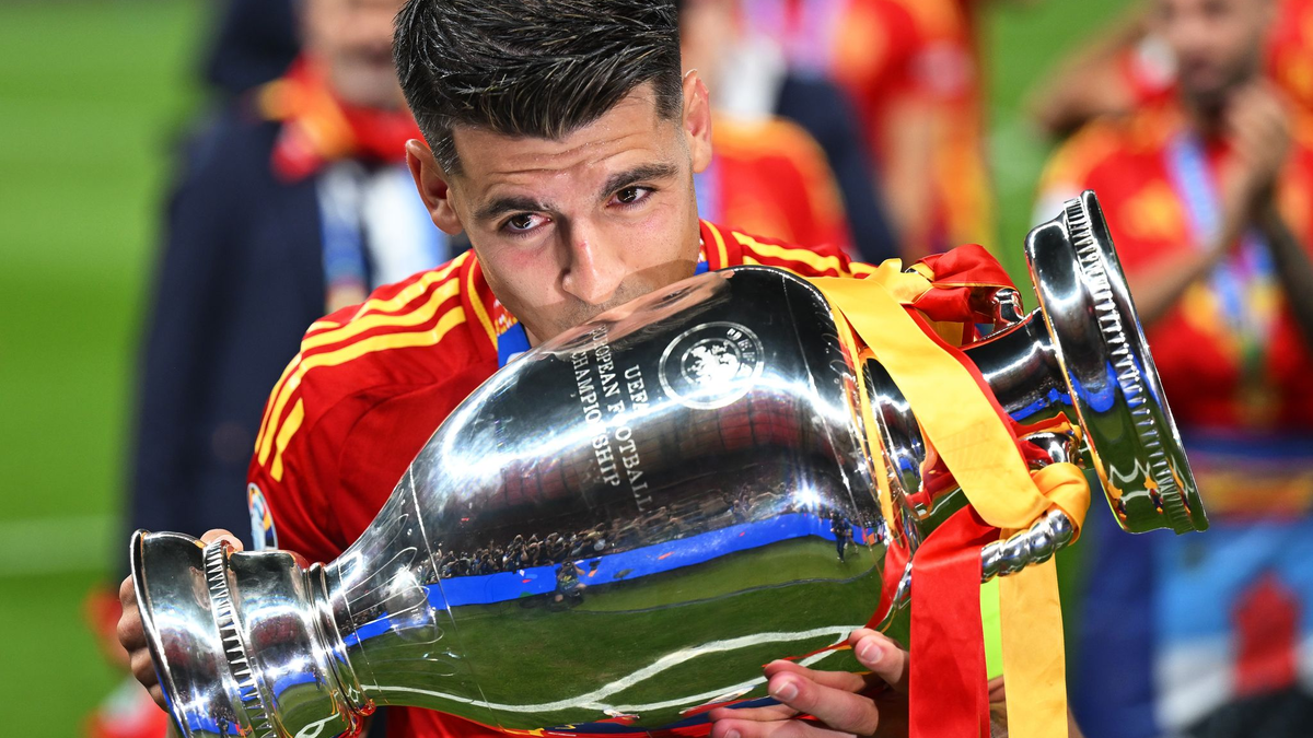 Alvaro Morata soll Milan zu Titeln und Pokalen schießen. - Foto: Robert Michael/dpa