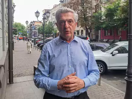 UN-Flüchtlingskommissar Grandi in Kiew - Foto: Andreas Stein/dpa