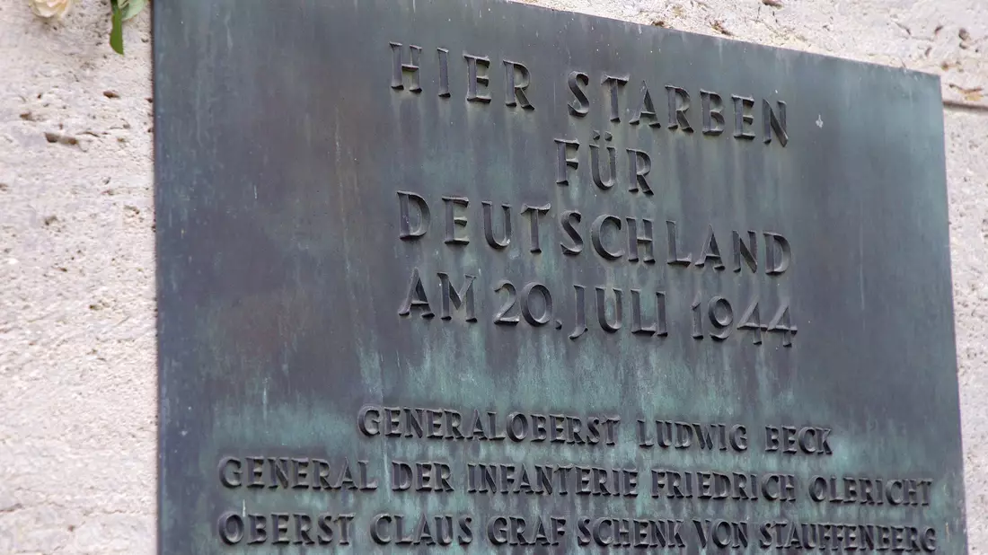 Die Bundesregierung gedenkt des gescheiterten Attentats auf Hitler vor 80 Jahren. (Archivbild) - Bild: Wolfgang Kumm/dpa