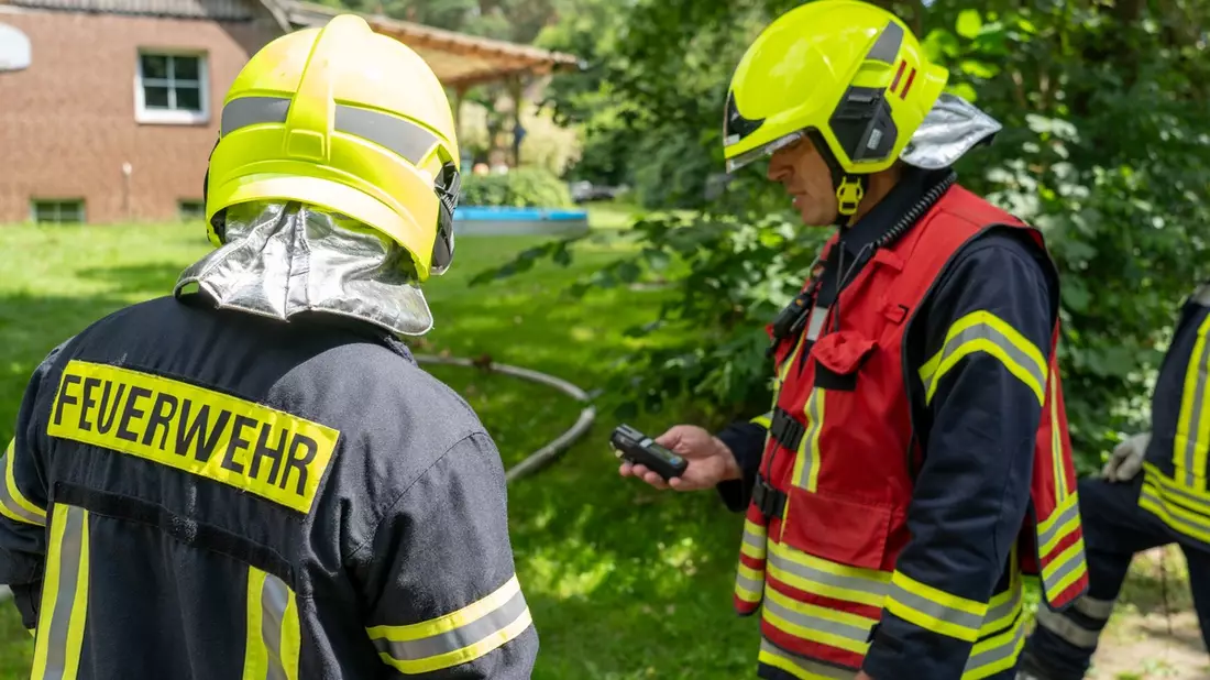 FW Flotwedel: Zwei Einsätze innerhalb von 24 Stunden fordern die Feuerwehren der Samtgemeinde Flotwedel - Bild: presseportal.de