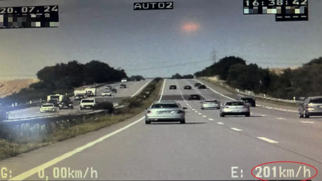 API-TH: Stärkstes Ferienreisewochenende bringt zahlreiche Verkehrsvertsöße zum Vorschein - Bild: presseportal.de